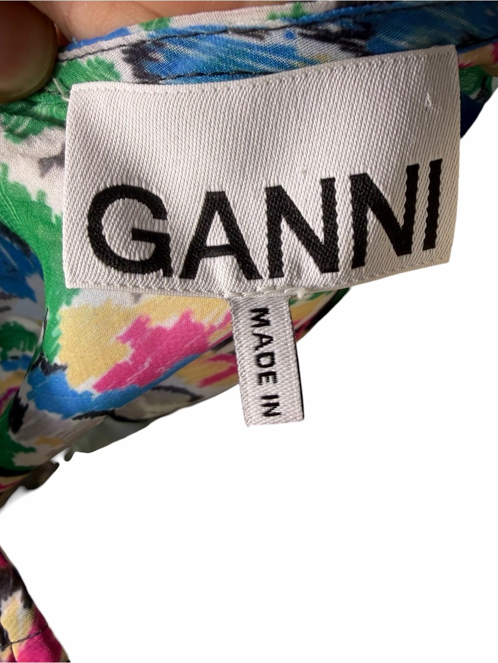 Ganni Blue Floral V-Neck Smocked Maxi Dress, pockets and lined. L-XL - Picture 6 of 6